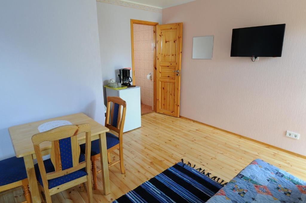 Villa Ene Pärnu Rom bilde